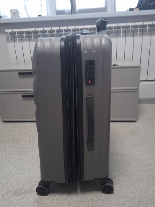 Чемодан на колесах