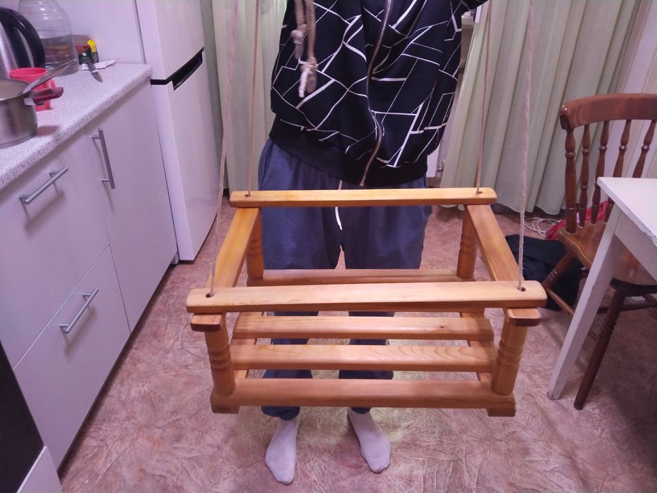 Продам качелю срочно