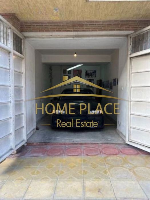 Самостоятелен гараж в центъра на гр. Варна