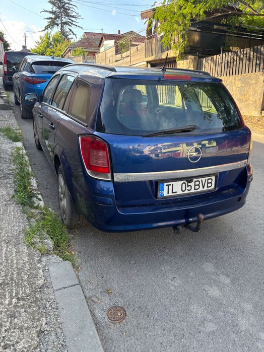 Masina Opel Astra H 2005