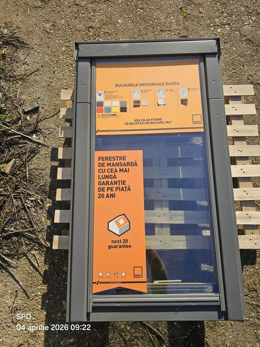 Geamuri mansardă Velux,Dakea.