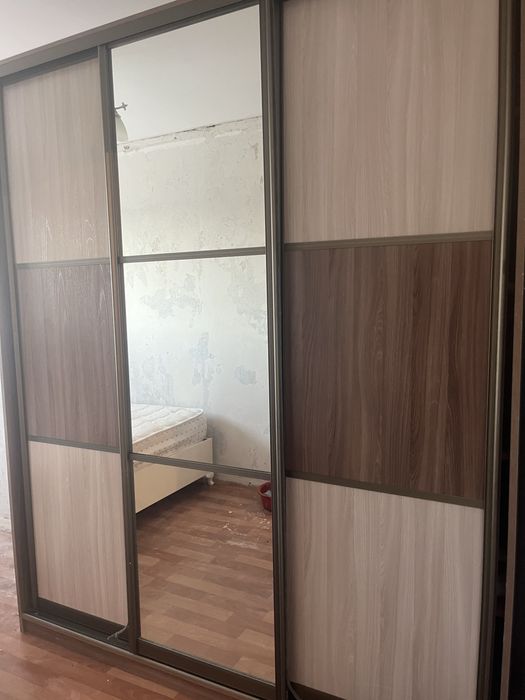 Шкаф -купе плательный