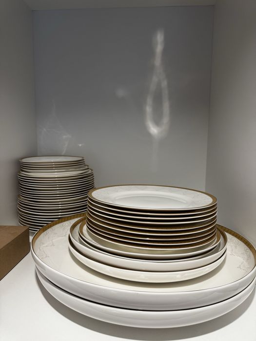 Набор посуды. Сервиз