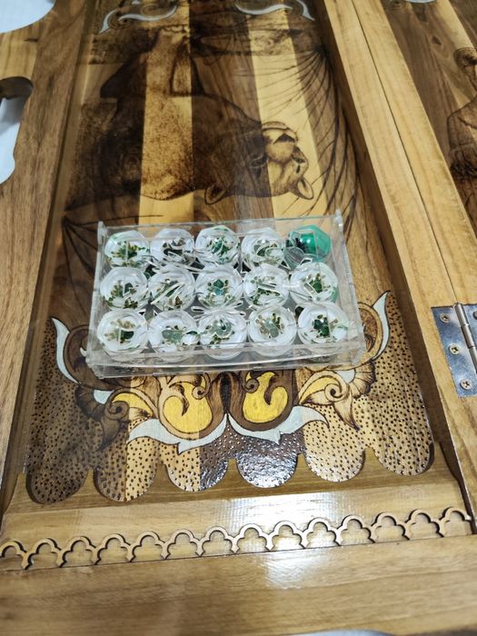 Красивые нарды из ореха