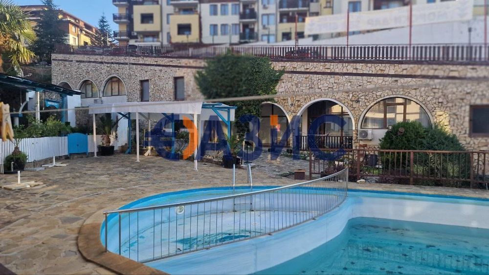 Продава се Двустаен апартамент в Свети Влас - 54 кв.м за 879 €/кв.м - Снимка #12