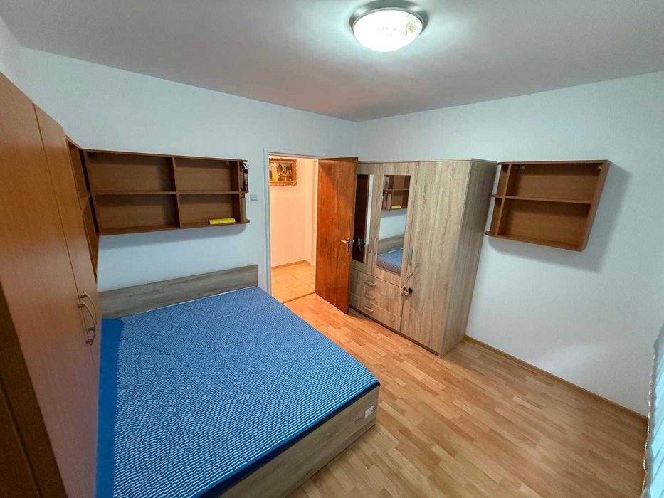 Apartamente de inchiriat