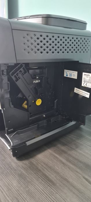 Espressor automat Philips EP3326/90 seria 3300