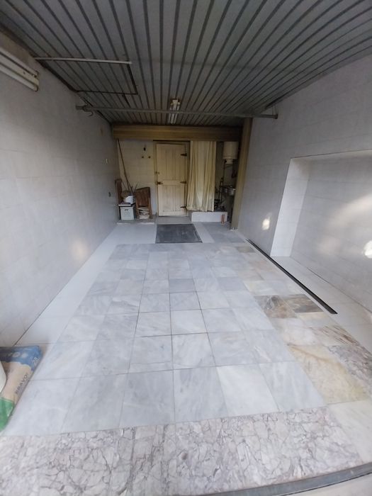 Гараж под наем-30 кв.-НОИ