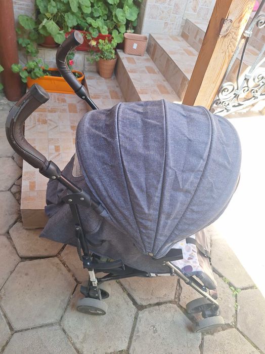 Бебешка количка . Тип чадърче.