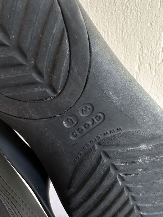Crocs w6 сандали (36 размер)