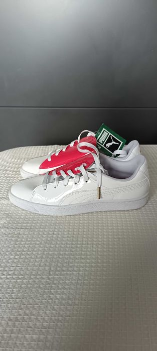 Нови дамски маратонки Puma размер 38 бели с розово лачени