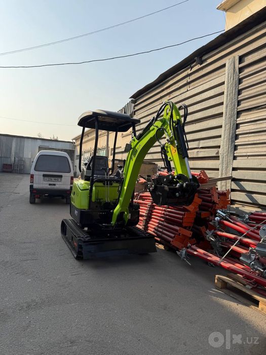 Mini ekskavator w17