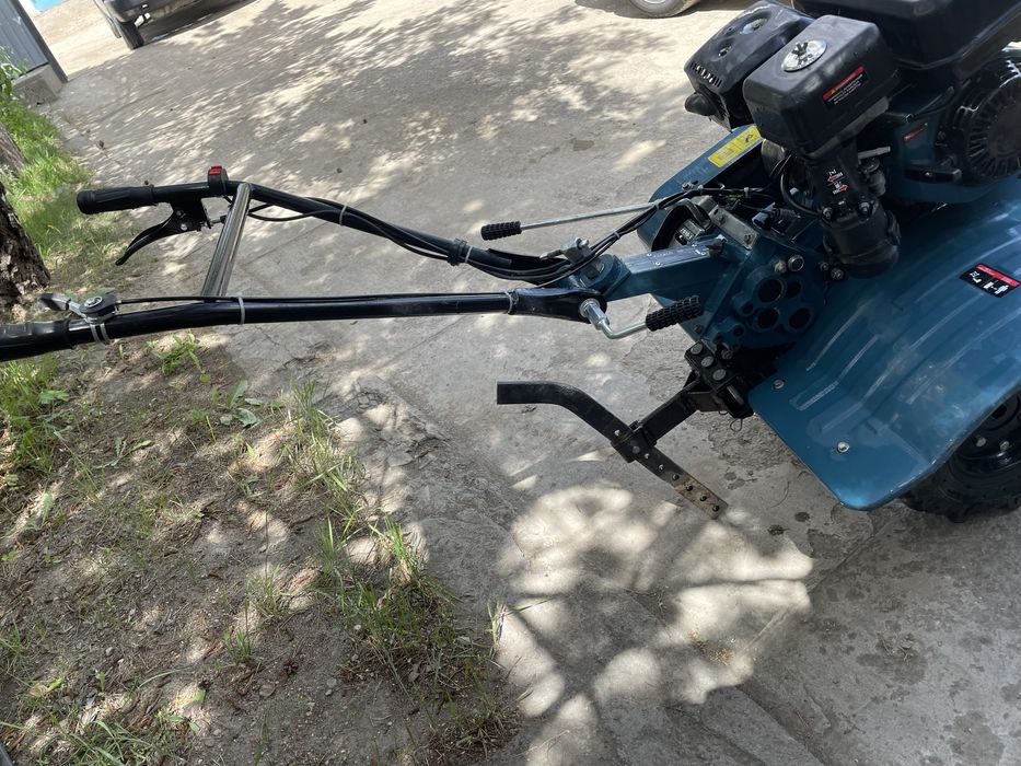 Продам культиватор почти новый