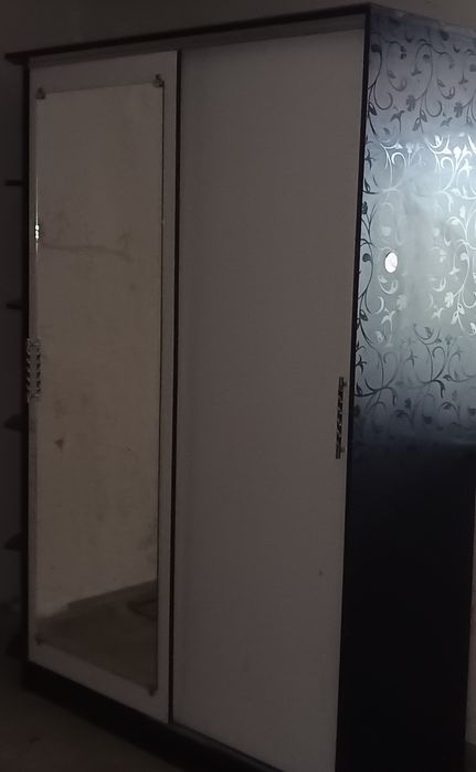 Шкаф трёх отсека