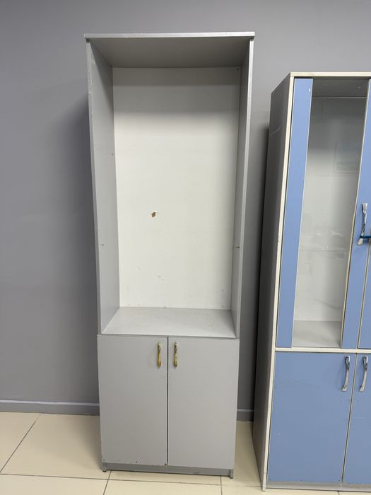 Продается шкафы офисные