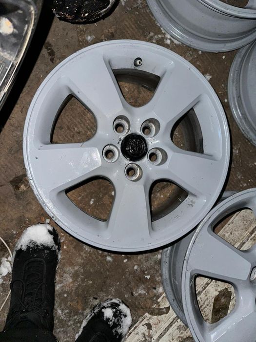 Диски R15, цена 80000тенге.