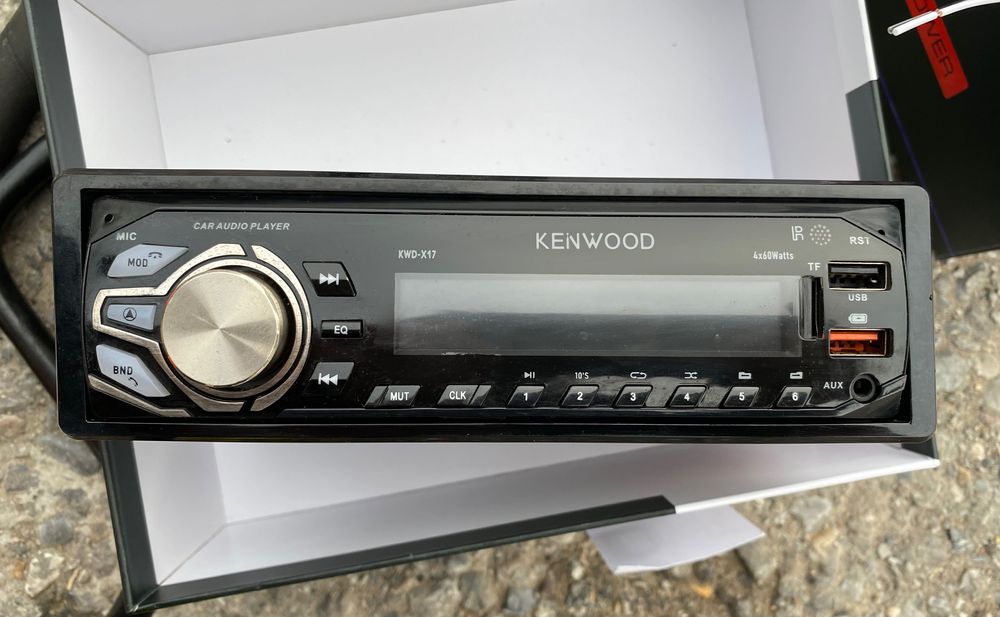 Магнитола Kenwood