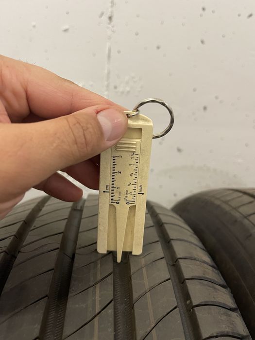 Anvelope 215 65 17 vara Michelin NOI DOT 14.25