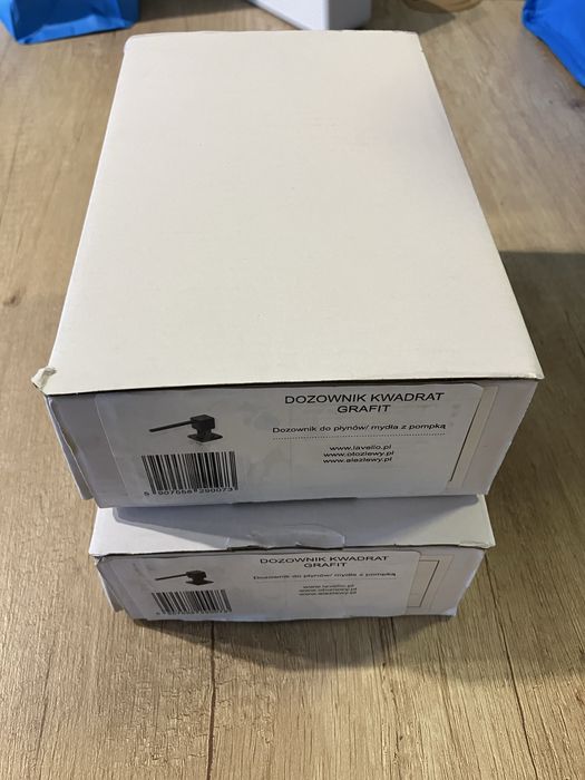 Дозатор за течност Lavello, квадратен (черен графит) 2 броя