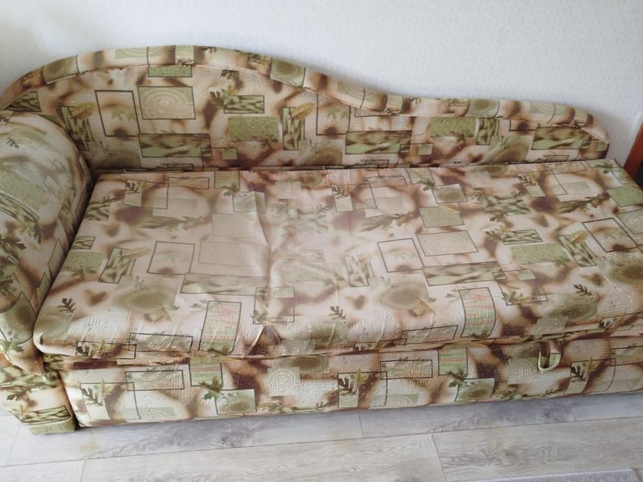 Отдам даром диван раскладной