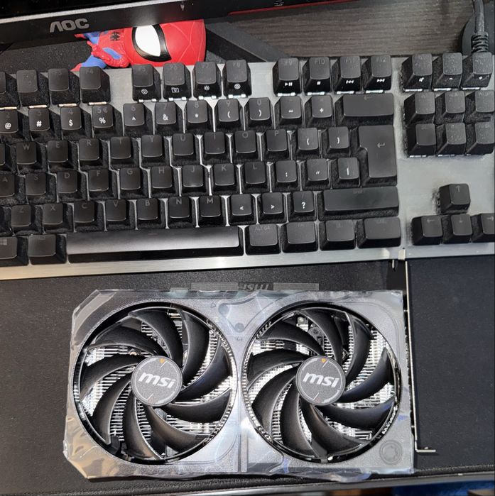 Placa video MSI GeForce RTX 5060 SHADOW 2X OC 8GB