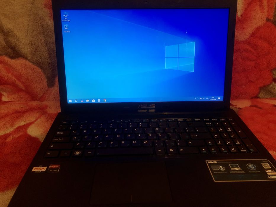 Ноутбук ASUS Radeon Graphics HD7340 SSD128