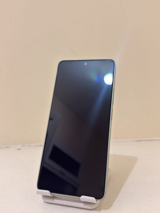 Redmi Note 13 (6/128 GB) vashe ideal telfon umuman aybi yoq !!!