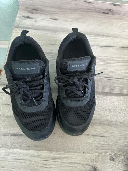 Кроссовки Skechers