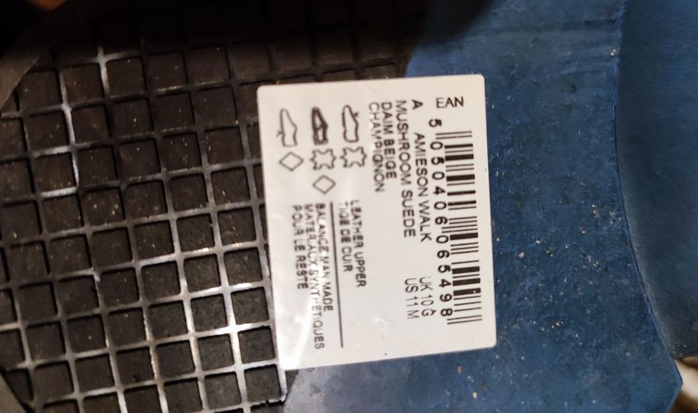 Clarks обувки – нови, велур, размер 44 ½, 100 лв