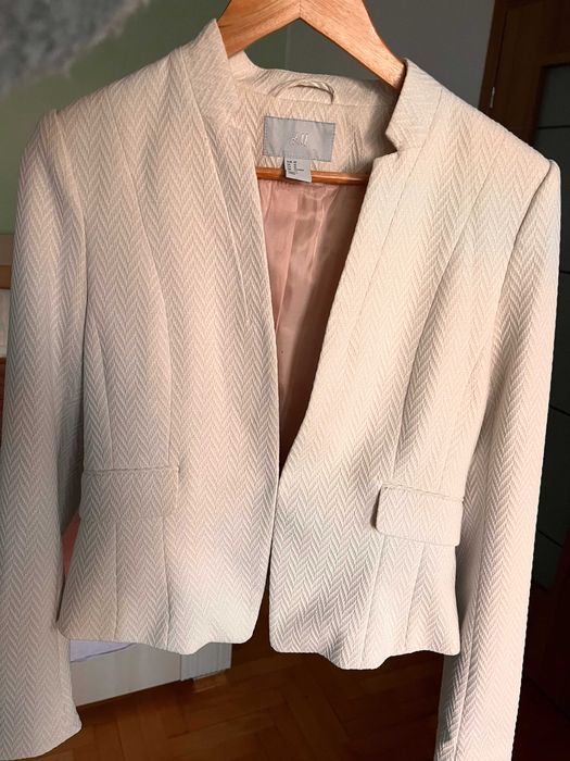 Sacou H&M dama model texturat in zig zag