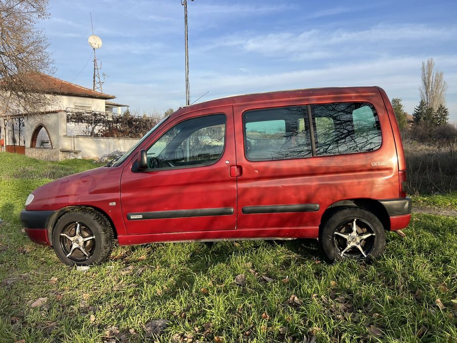 Citroen berlingo 1.8 бензин