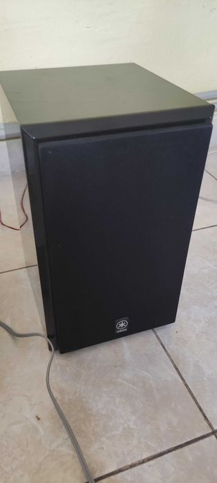 Yamaha RX-E 400 + оригиналните тонколони + Дистанционно
