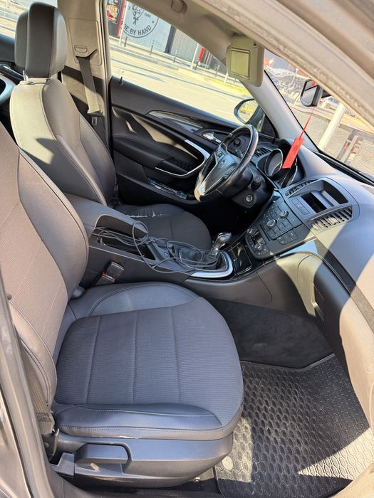 Opel Insignia 2.0 2010- 131cp