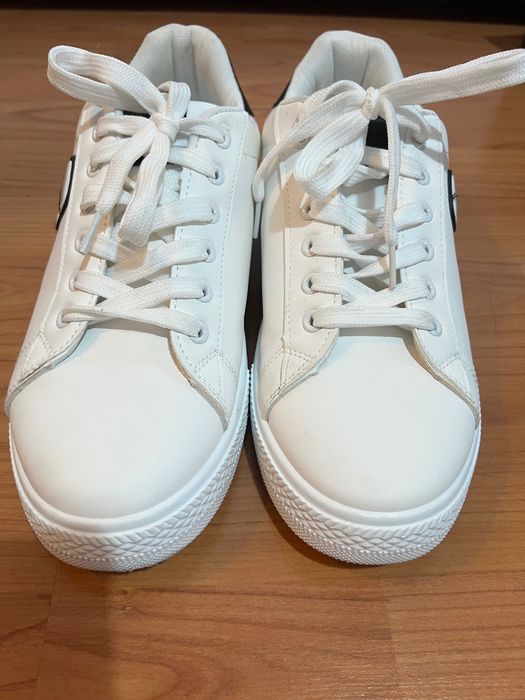 Мъжки обувки, бели, номер 43