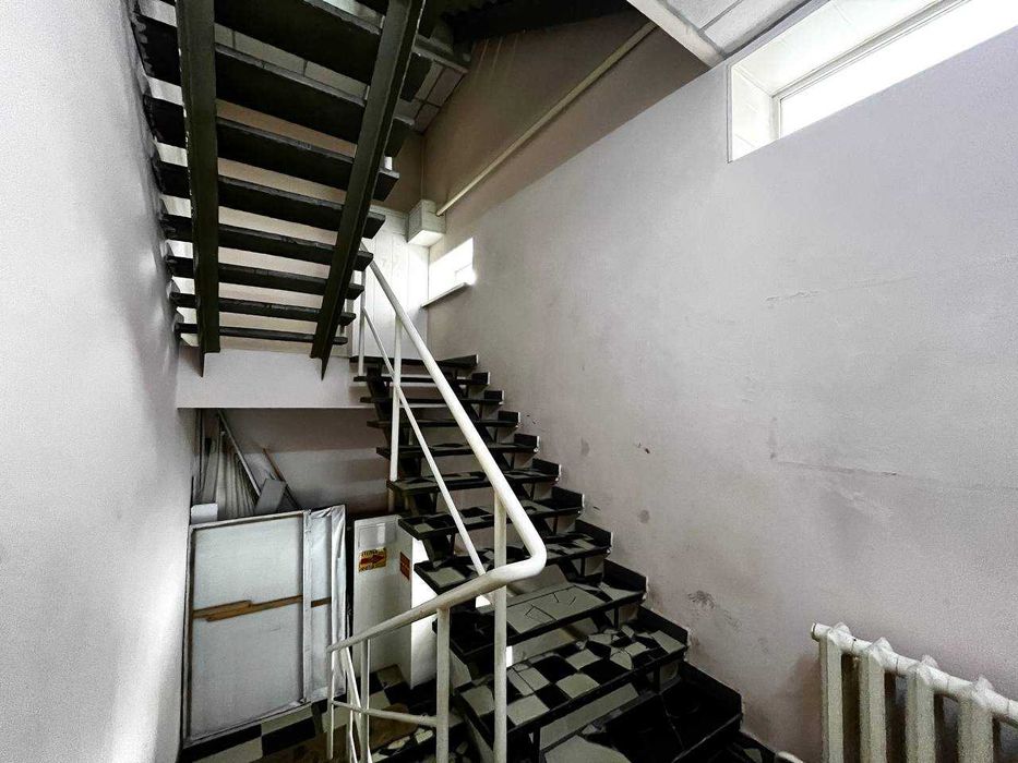 Коммерческое помещение 404,3 кв.м.