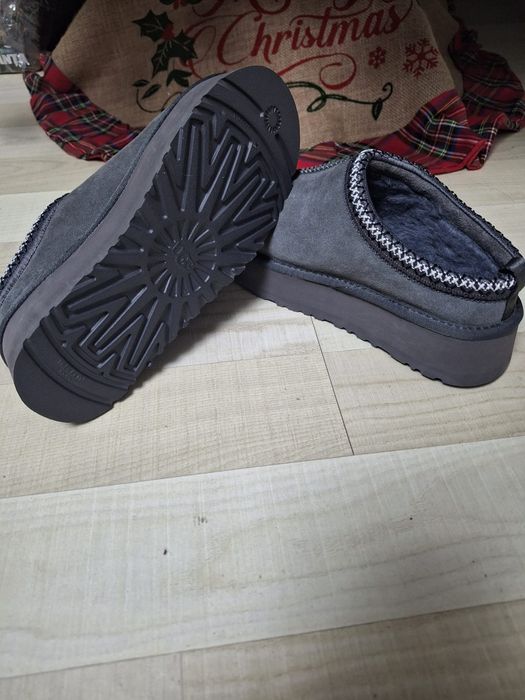 Saboți Ugg Tazz gri