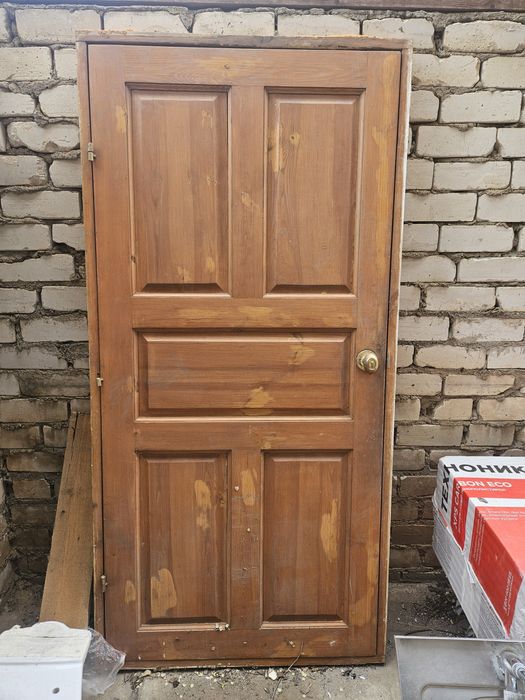 Продам пластиковые окна и двери