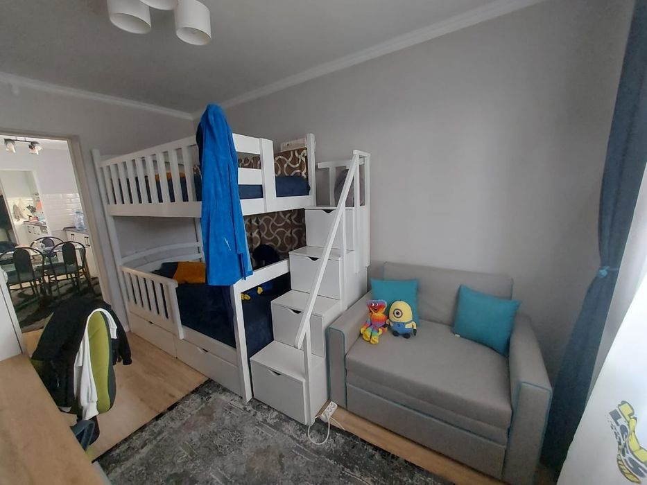 Продам двухъярусную кровать