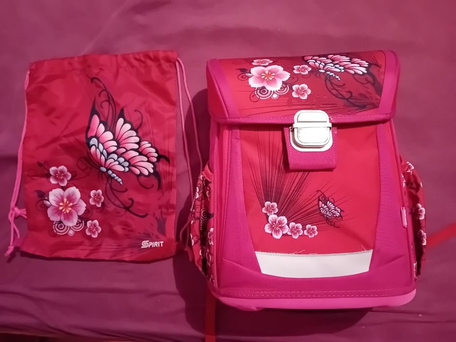 Ученическа раница и мешка Spirit