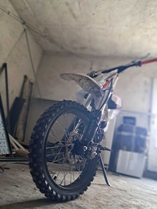 Telstar 125 4T 2024 година на производство