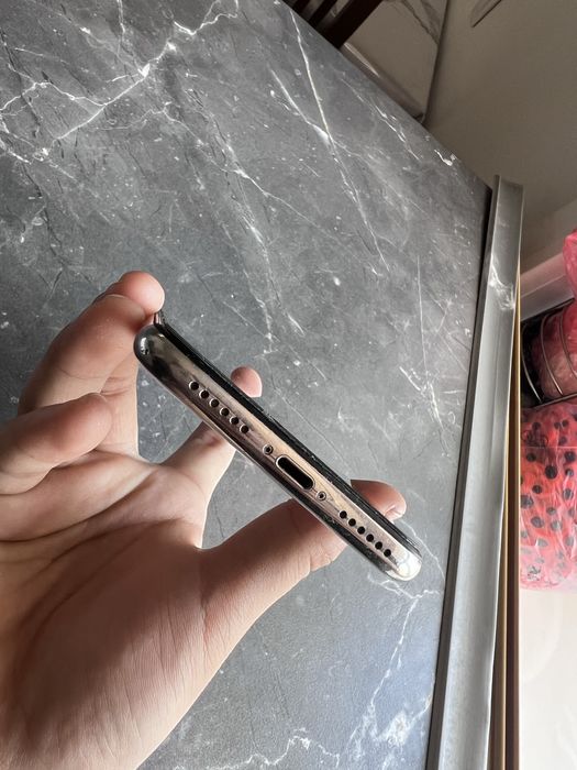 Срочно продаю Айфон Х