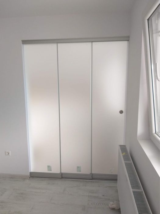 Cabina dus, paravan sticla, usi din sticla