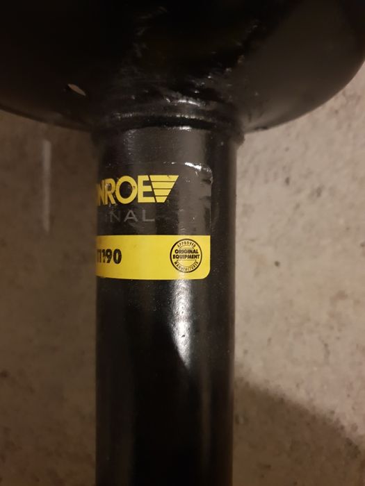 Амортисьор с прожина за Рено клио 1.2 бензин, 1993г.