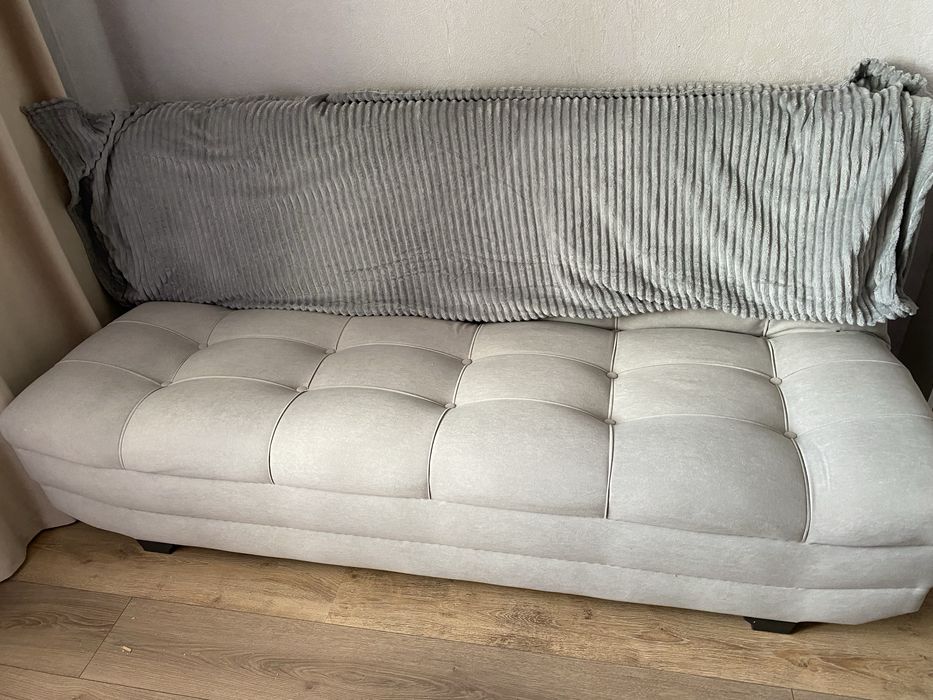Продам диван новый  всего 2 недели