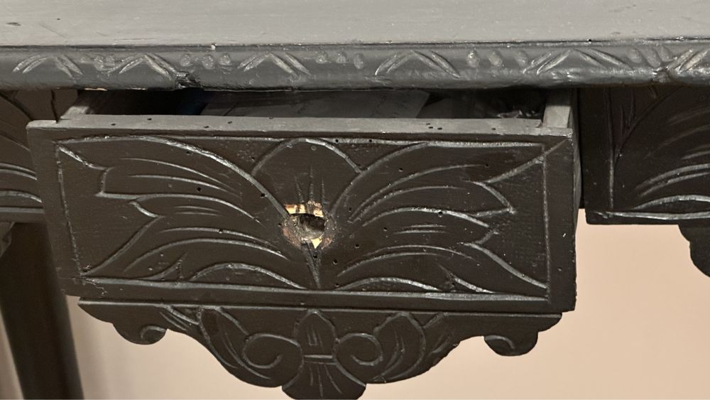 Oglinda si masuta set sculptata manual