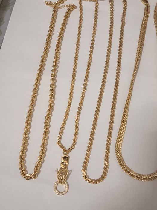 Bij placate cu AUR DE 14K