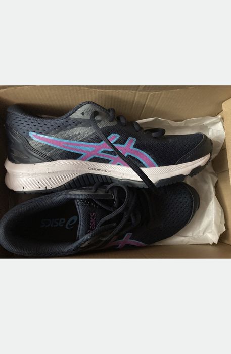 Asics дамски маратонки