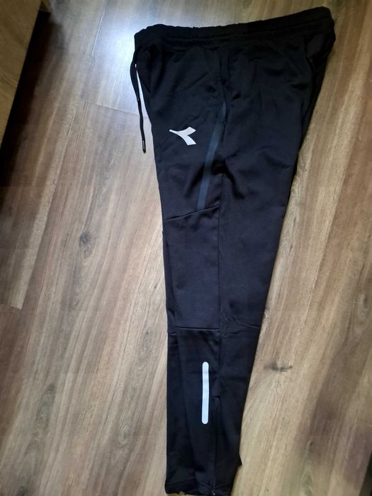 Тренировъчно долнище Диадора