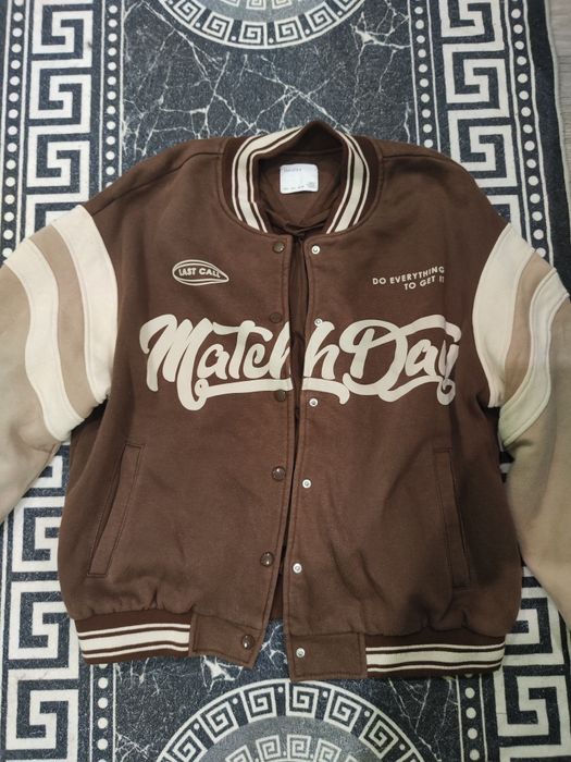 Суичър от Bershka