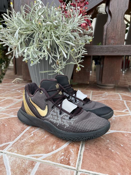 Nike Kyrie Flytrap 2